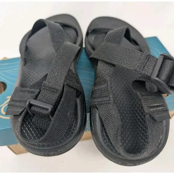 Chaco Womens Sz 7 Z Cloud 2 Sandals in Solid Black w/Box Gorpcore - Picture 5 of 9